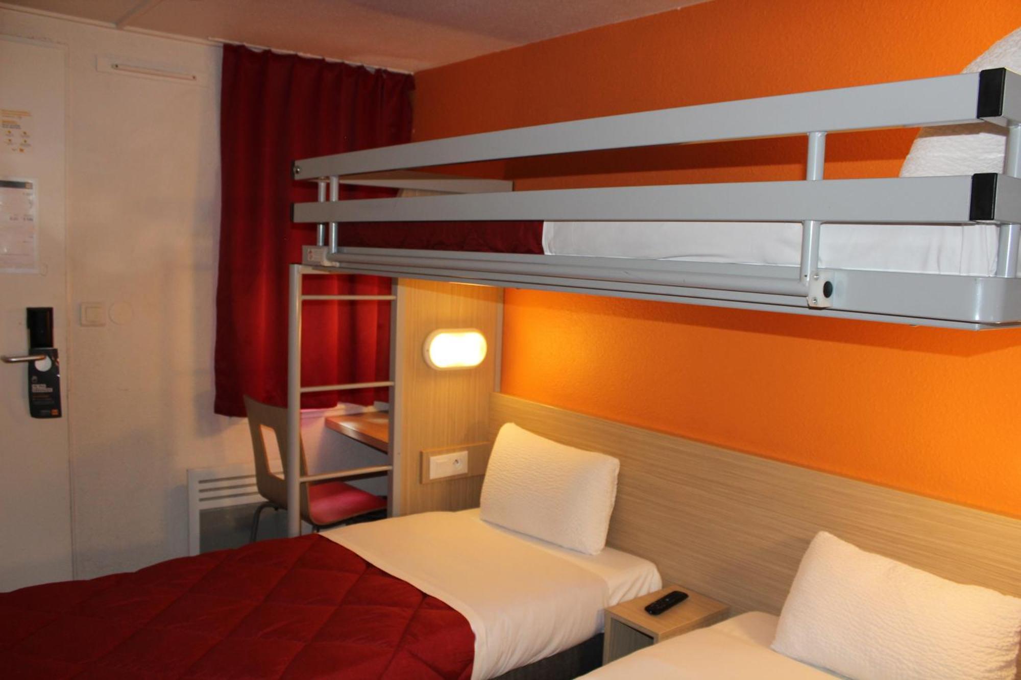 Premiere Classe St Quentin En Yvelines Elancourt Trappes Dış mekan fotoğraf