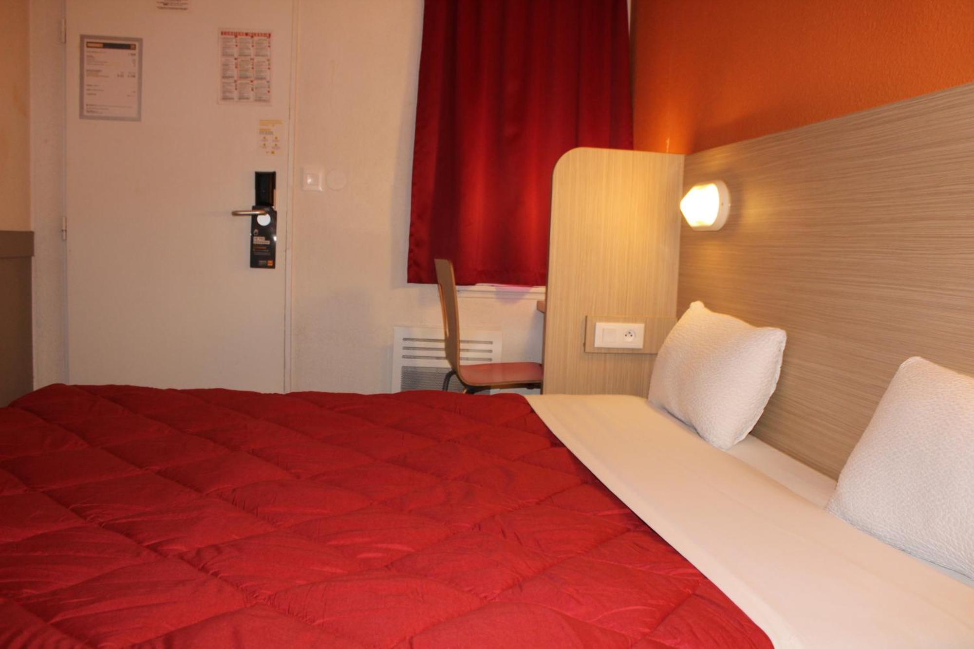Premiere Classe St Quentin En Yvelines Elancourt Trappes Dış mekan fotoğraf