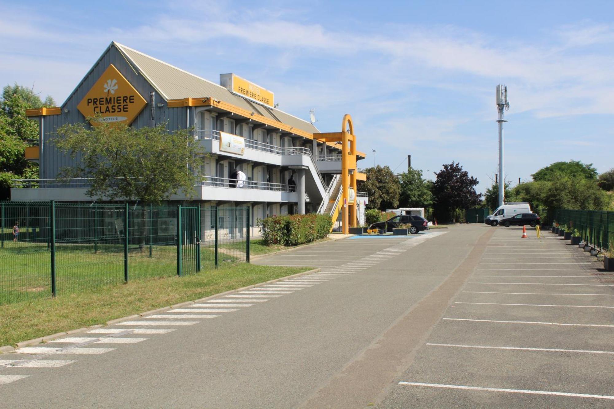 Premiere Classe St Quentin En Yvelines Elancourt Trappes Dış mekan fotoğraf