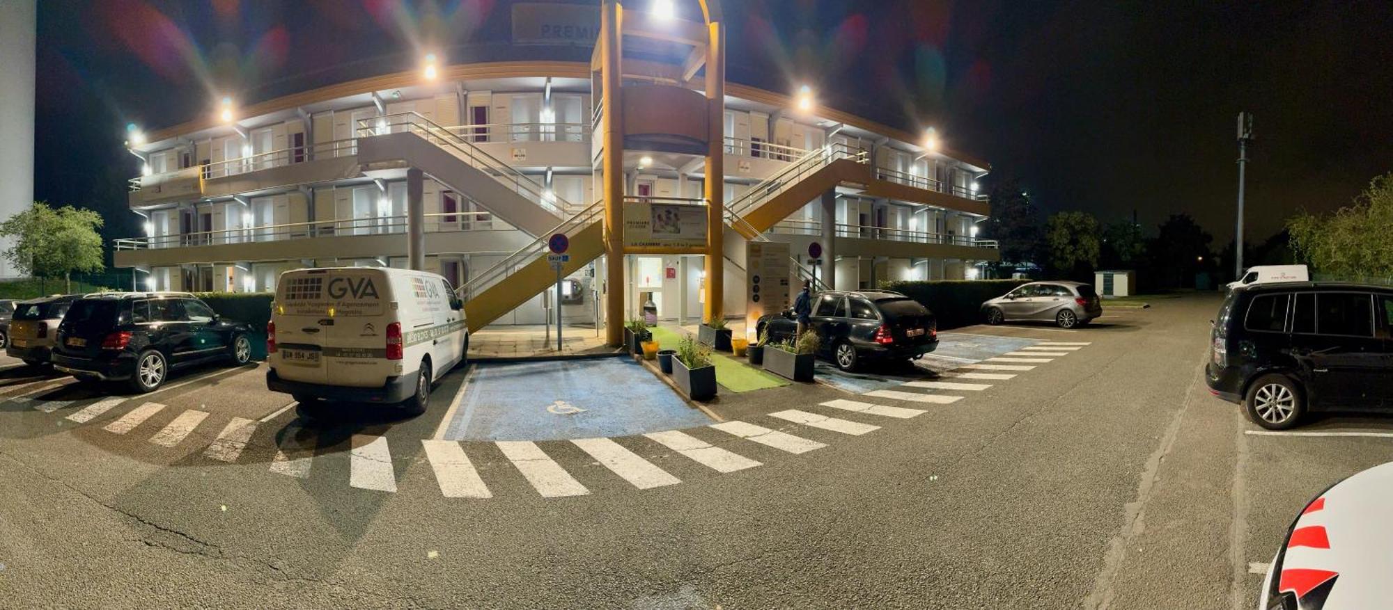 Premiere Classe St Quentin En Yvelines Elancourt Trappes Dış mekan fotoğraf